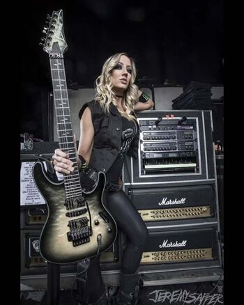 Nita Strauss