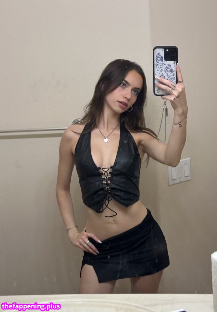 Katelyn Elizabeth / katelynelizabeth / nnayetakk नग्न OnlyFans फोटो #1328