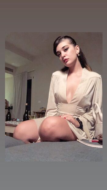 Full leaked Nourine abouseada private onlyfans photo