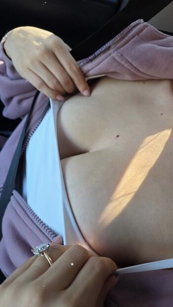 Full leaked Karen tang/ private onlyfans photo