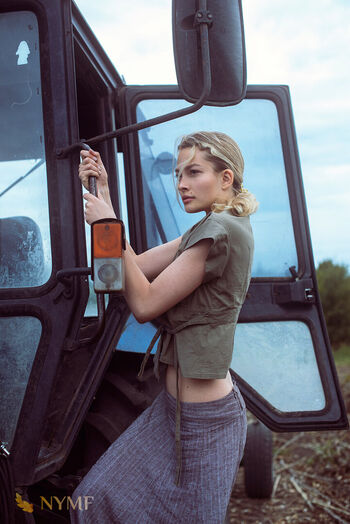 Full leaked Mrs bellacurves/ private onlyfans photo