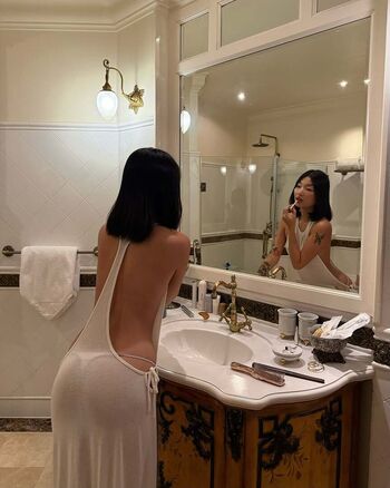 Full leaked Abigail mac/ private onlyfans photo