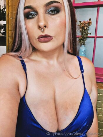 olivia_foxxxoxo