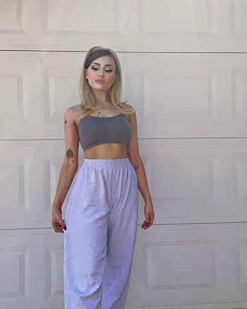 Full leaked Paige niemann private onlyfans photo