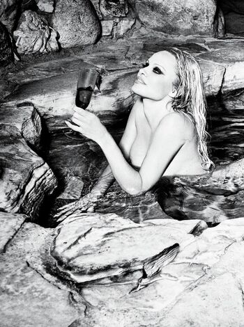 Full leaked Pamela anderson page private onlyfans photo
