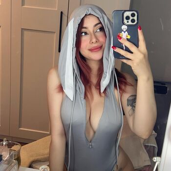 Full leaked Paulaeal page private onlyfans photo