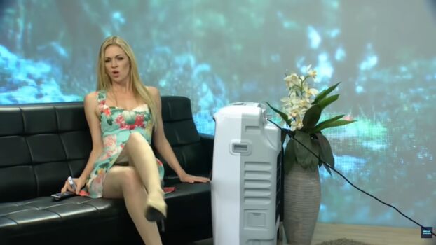 Pearl Tv Upskirt