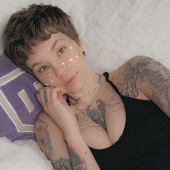 Full leaked Plainlypetite private onlyfans photo