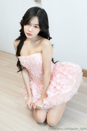 Full leaked Pole light page private onlyfans photo