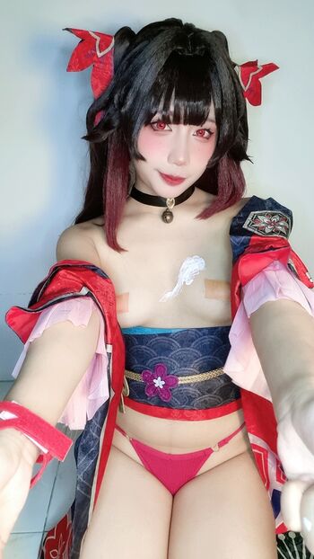 Full leaked Pominaku private onlyfans photo
