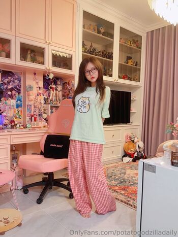 Potatogodzilla / Potato Godzilla