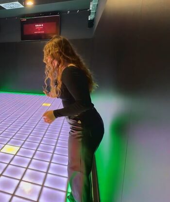 Full leaked Qoqsik private onlyfans photo