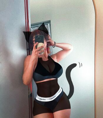 Full leaked R private onlyfans photo