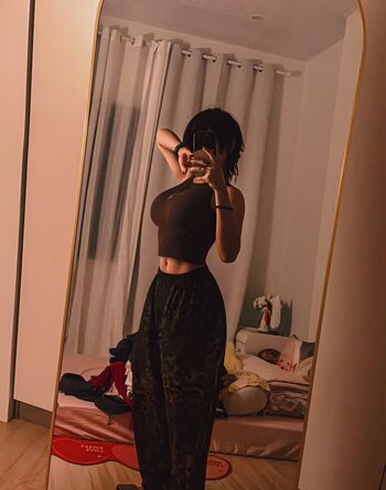 Full leaked R private onlyfans photo