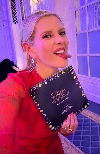 Full leaked Rachel riley private onlyfans photo