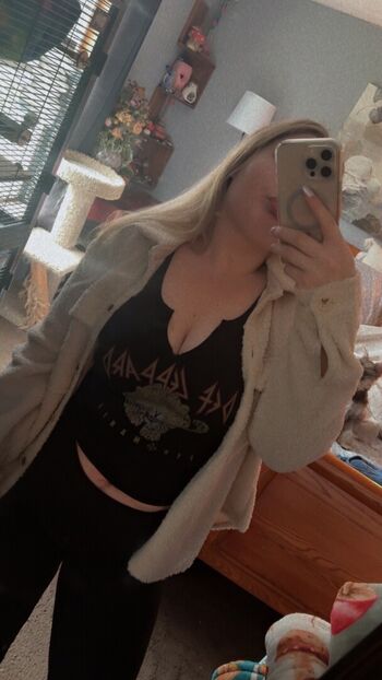 Full leaked Raelynn arin private onlyfans photo