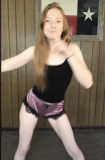 Full leaked Redheadbarbie private onlyfans photo