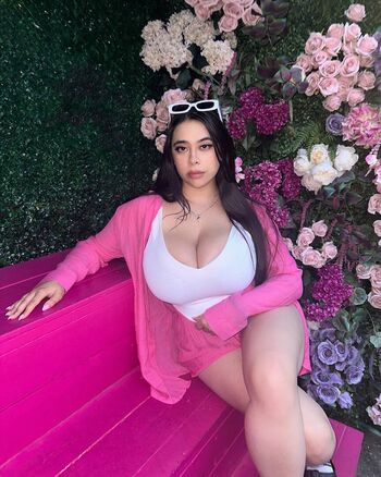 Full leaked Reemarochelle private onlyfans photo