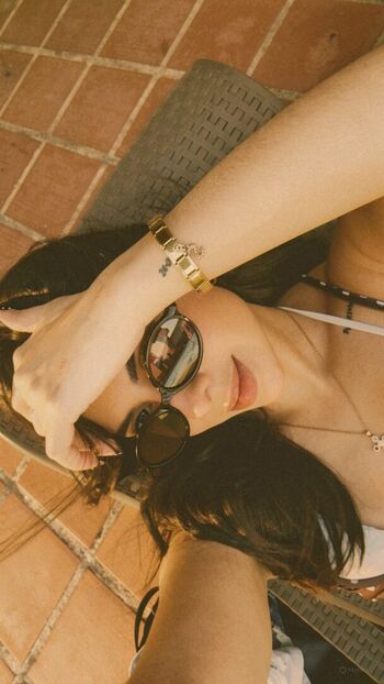 Full leaked Reenyfit private onlyfans photo