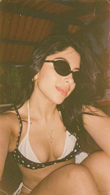 Full leaked Reenyfit private onlyfans photo