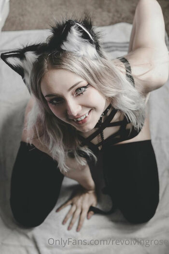 Full leaked Revolvingrose  page private onlyfans photo