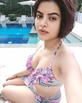 Full leaked Rhea insha private onlyfans photo