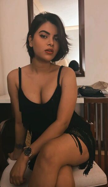 Full leaked Rhea insha private onlyfans photo