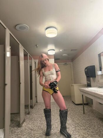 Full leaked Rhian teasdale private onlyfans photo