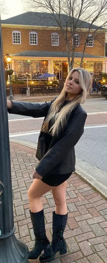 Full leaked Mplstudios/ private onlyfans photo