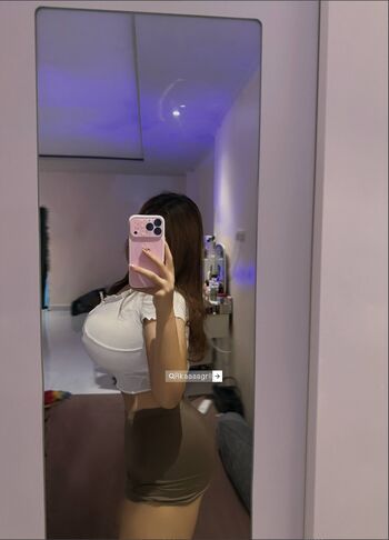 Full leaked Rkaaaagrll page private onlyfans photo