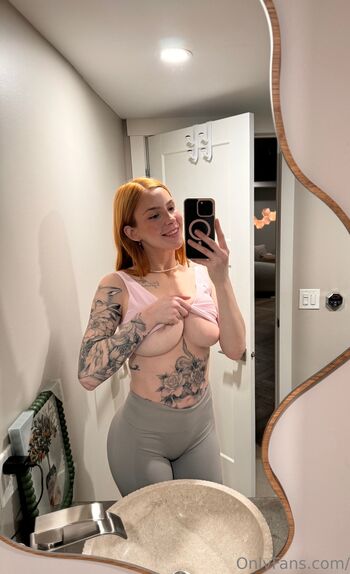 Full leaked Roxy delani private onlyfans photo