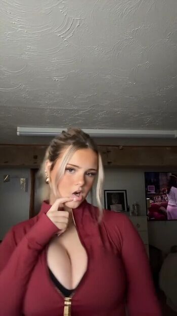 Full leaked Rzbeccqa private onlyfans photo