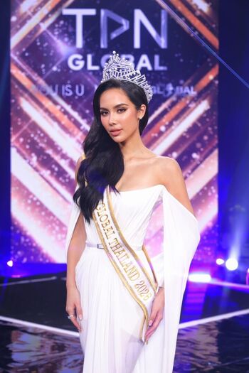 Full leaked Saffron maya snook page private onlyfans photo