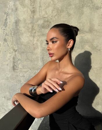 Full leaked Saffron maya snook page private onlyfans photo