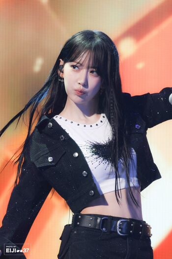 Sakura Miyawaki 宮脇 咲良