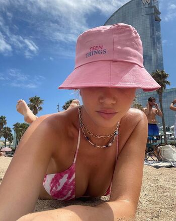 Full leaked Sara kolami page private onlyfans photo