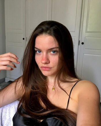 Full leaked Sarahhbl page private onlyfans photo