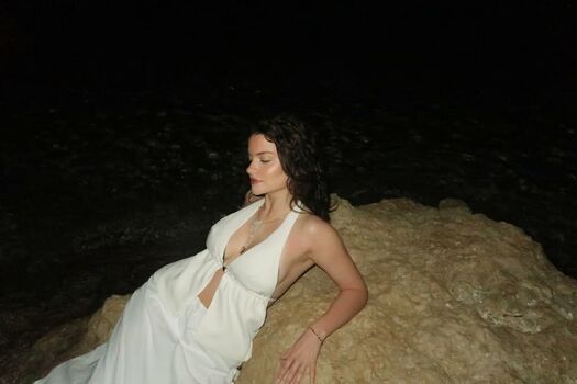 Full leaked Sarahhbl private onlyfans photo