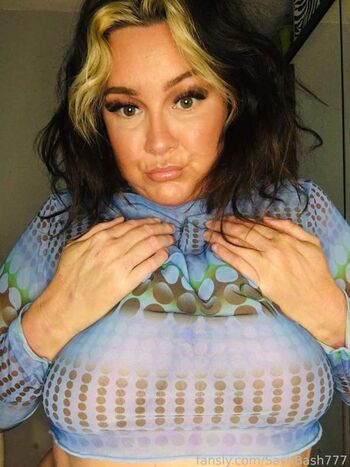 Full leaked Sashbash private onlyfans photo