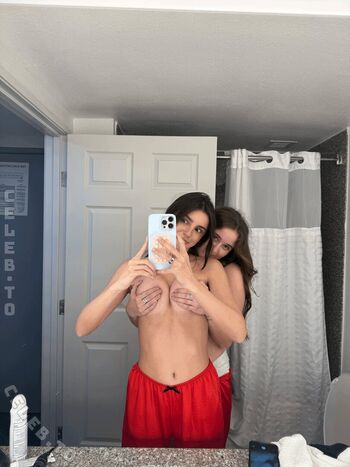 Full leaked Savannah demers page private onlyfans photo