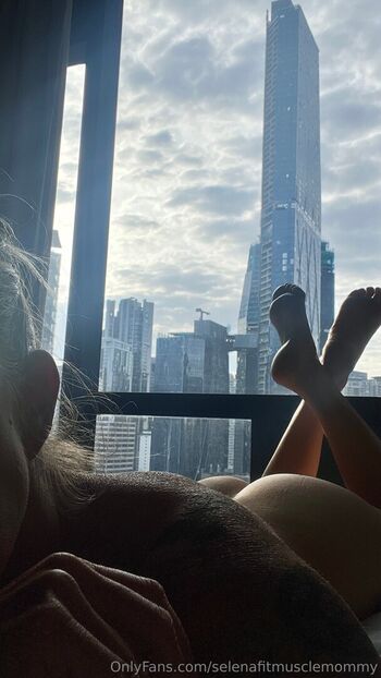 selenafitmusclemommy