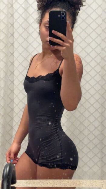 Full leaked Sendtee private onlyfans photo