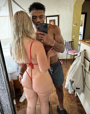 sendnudesx / 66princessleia / PatriciaTarka / Blondebabysupermodel