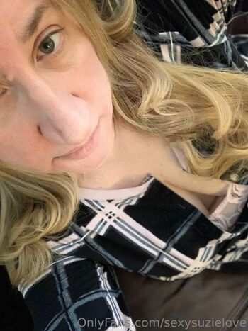 Sexy Suzielove