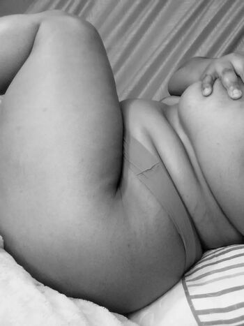 Full leaked Sexybella private onlyfans photo