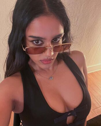 Full leaked Shabana azeez private onlyfans photo
