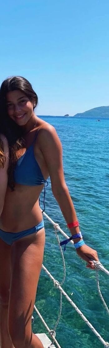 Full leaked Shira segal page private onlyfans photo