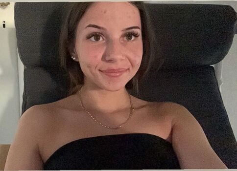 Show Your Girlfriend