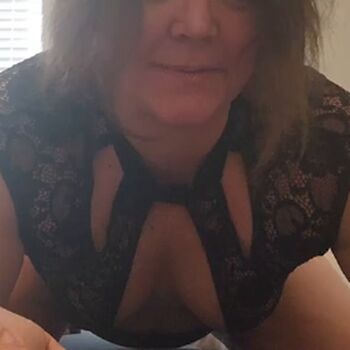 Full leaked Show your girlfriend private onlyfans photo