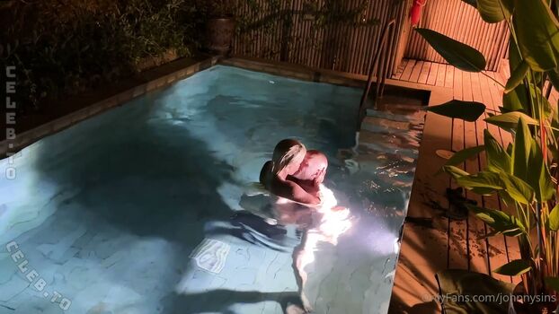 Full leaked Sienna day page private onlyfans photo